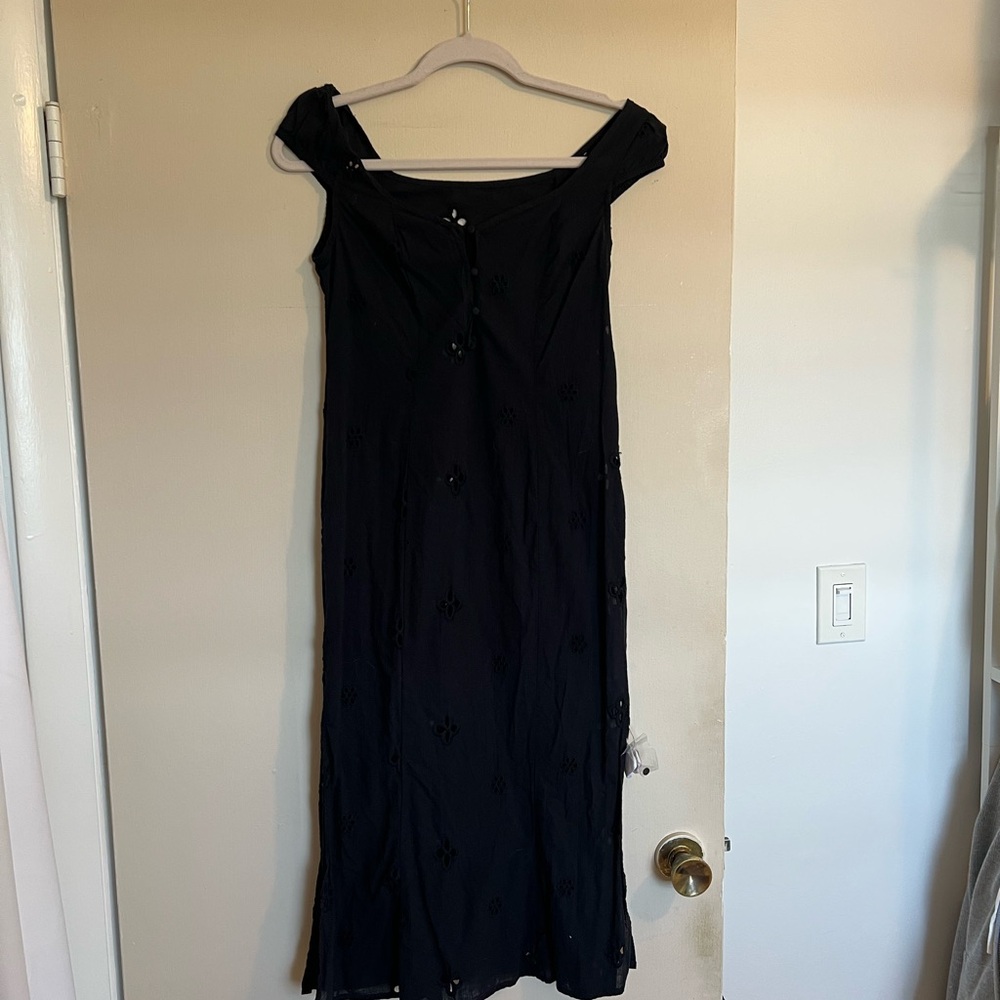 Commense Black Off-Shoulder Maxi Dress